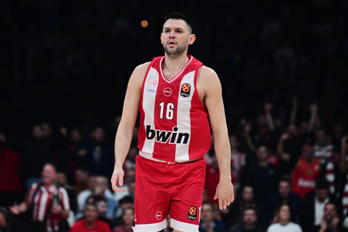 Ο Κώστας Παπανικολάου