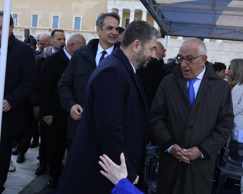 Παρέλαση 25η Μαρτίου, πολιτική ηγεσία