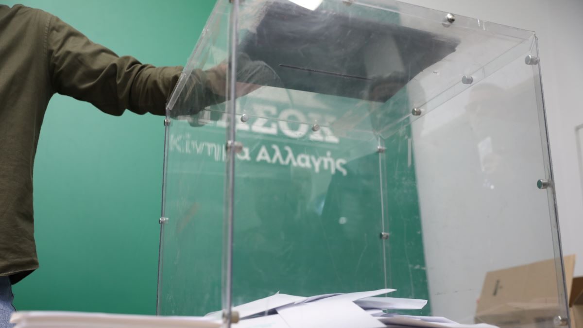 Εκλογές για τους συνέδρους του ΠΑΣΟΚ