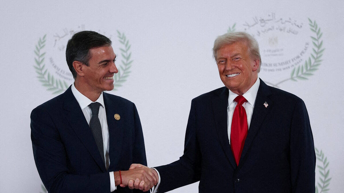 Ο Πρόεδρος των ΗΠΑ, Donald Trump και ο Ισπανός πρωθυπουργός, Pedro Sanchez