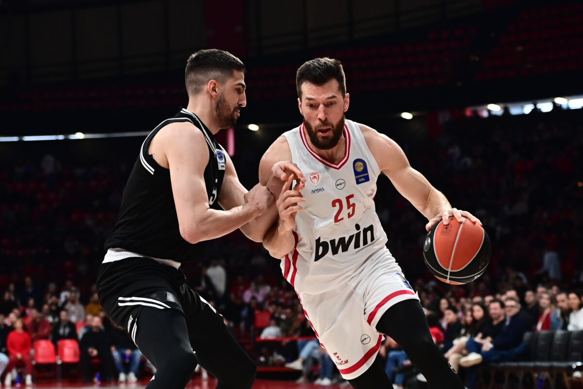 Ο Πίτερς στο Ολυμπιακός - ΠΑΟΚ