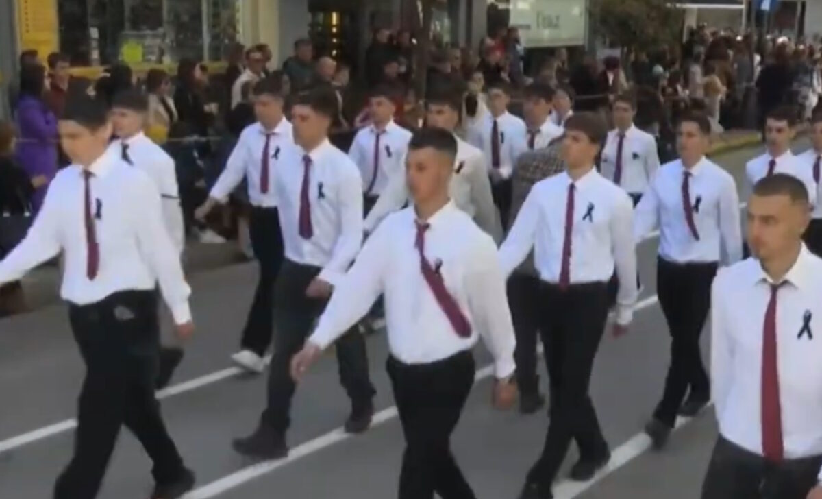 Οι μαθητές στον Πύργο