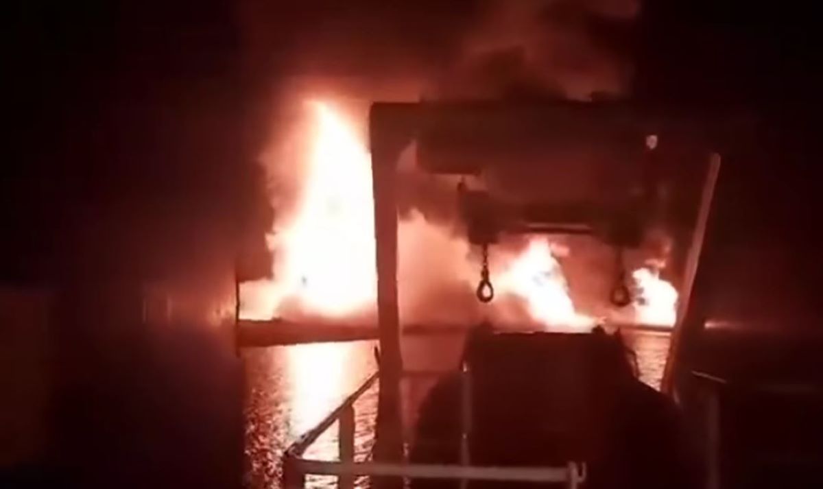 Ελληνικό πλοίο στον φλεγόμενο Περσικό Κόλπο