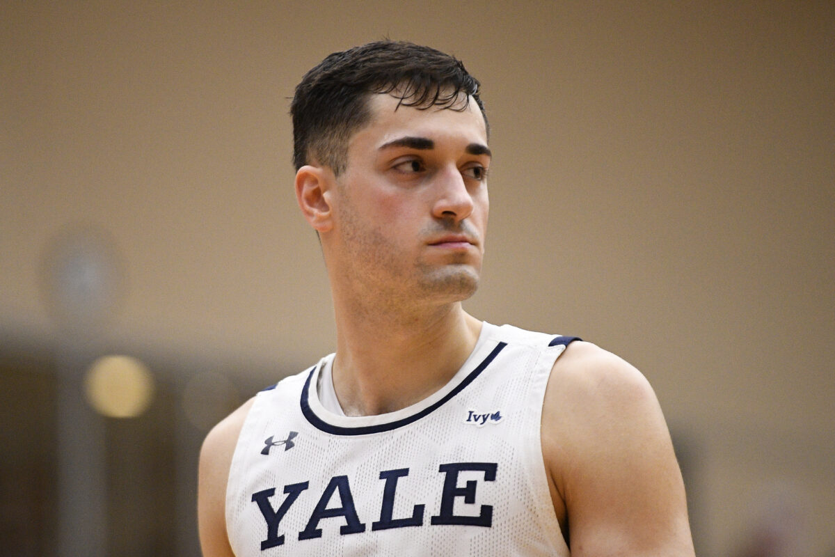 Ο Τζον Πουλακίδας