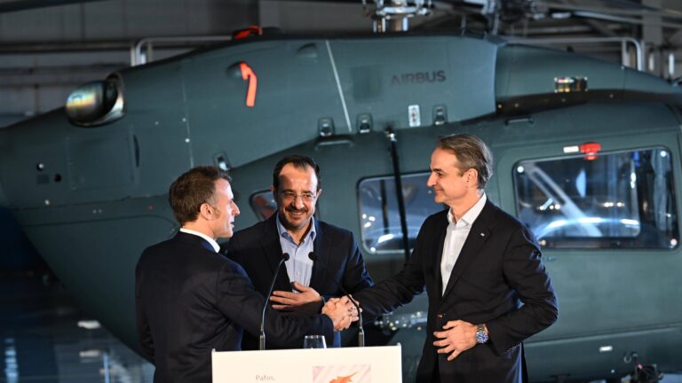 Μακρόν, Χριστοδουλίδης και Μητσοτάκης