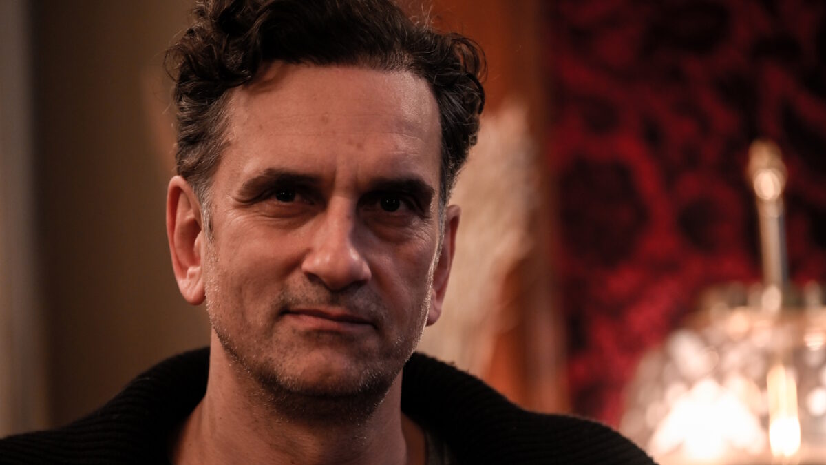 Νίκος Ψαρράς