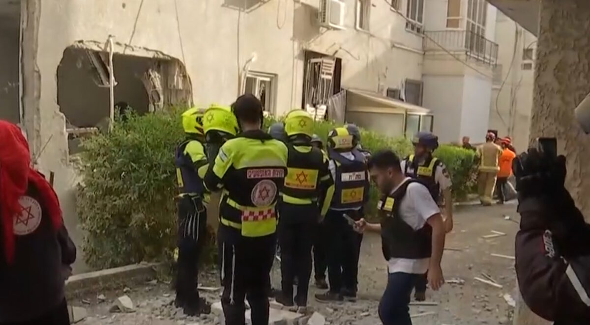 Ειδικό κλιμάκιο εξέταζε το σημείο μετά την πτώση του πυραύλου