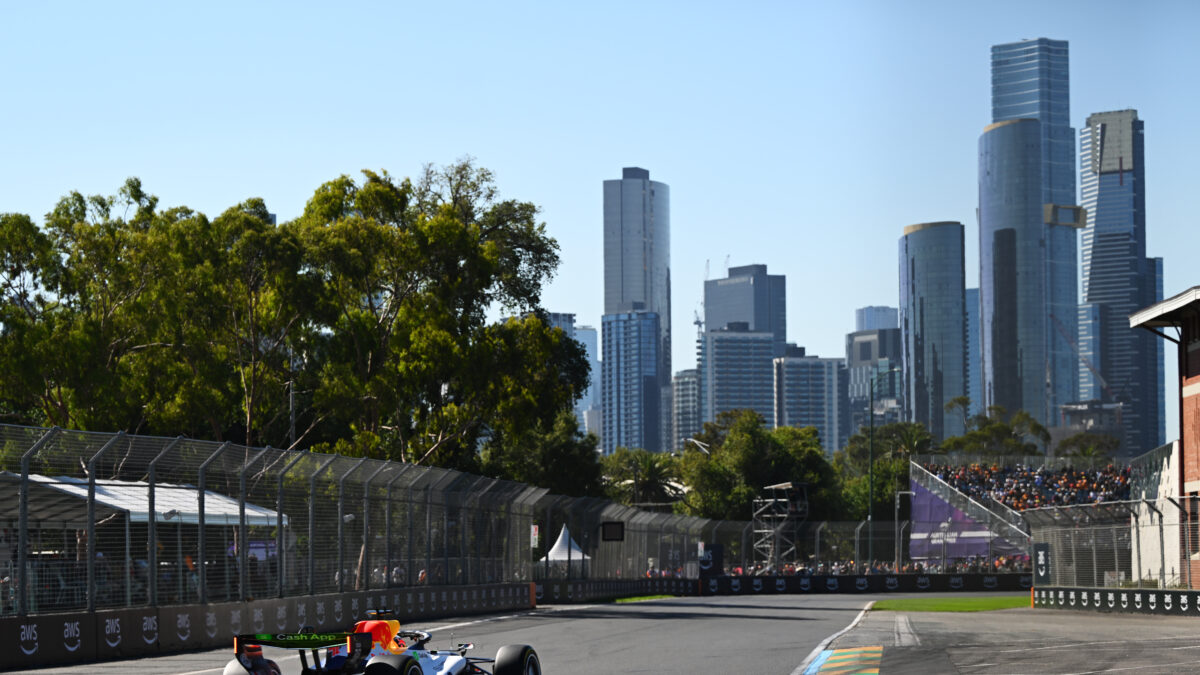 Red_light_formula1-GettyImages-2265031801