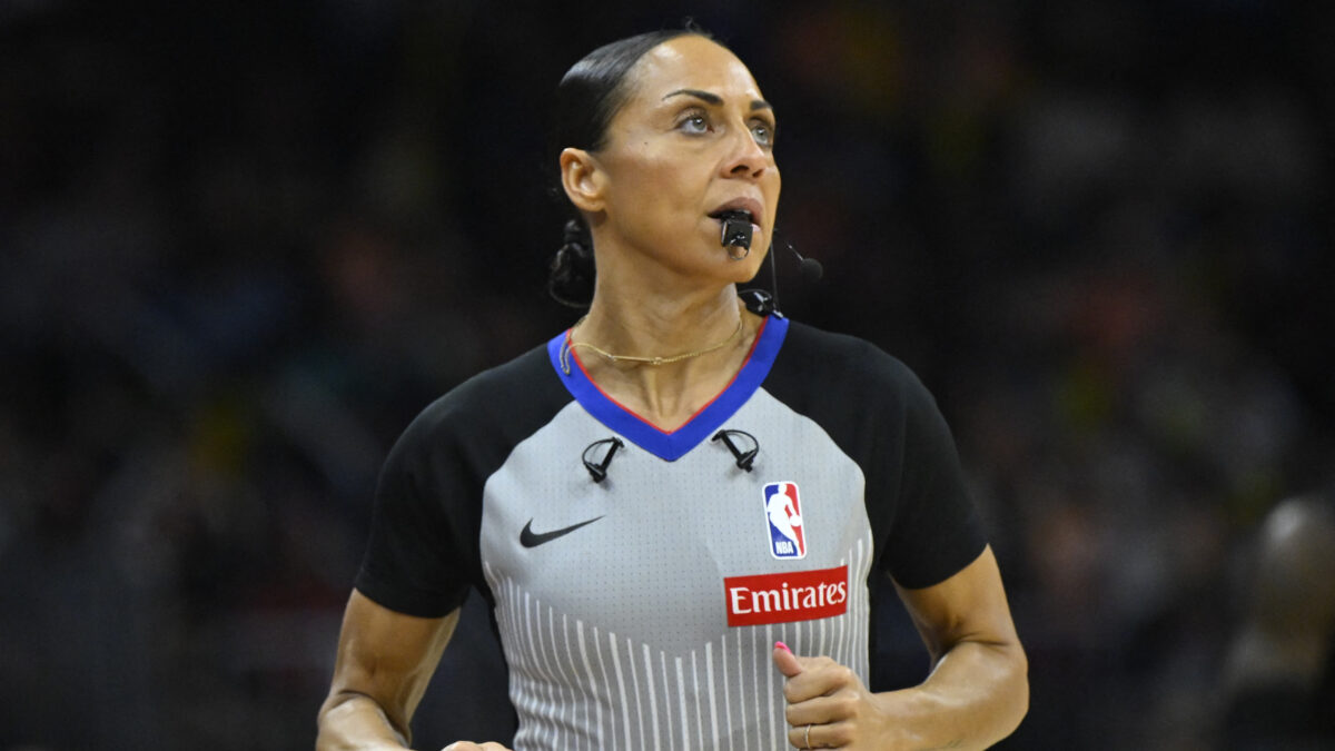 Η διαιτητής Σα'Ράε Μίτσελ