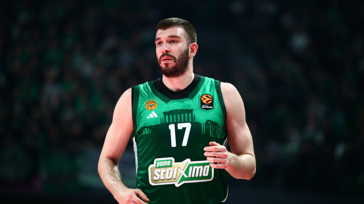 Ο Νίκος Ρογκαβόπουλος