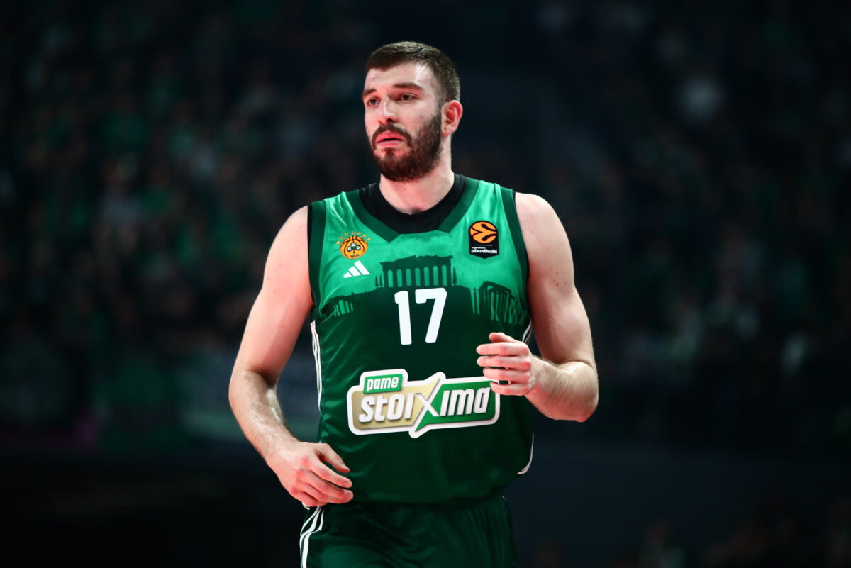 Ο Νίκος Ρογκαβόπουλος υπέστη θλάση στους οπίσθιους μηριαίους και χάνει τα επόμενα παιχνίδι του Παναθηναϊκού