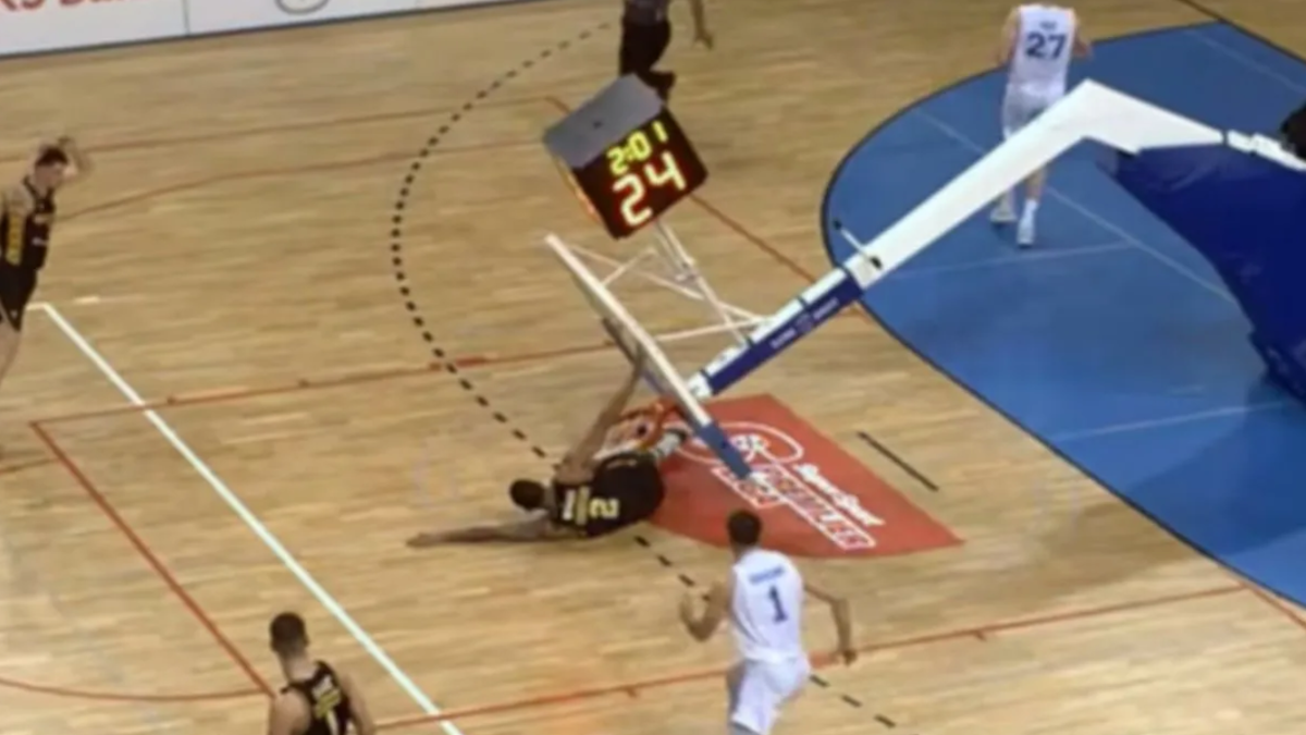 Μπασκέτα πλακώνει παίκτη στην Κροατία