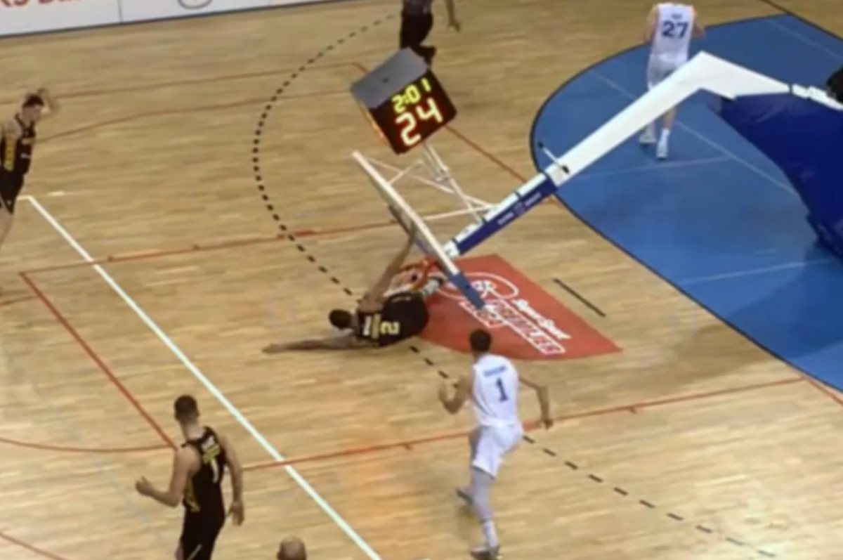 Μπασκέτα πλακώνει παίκτη στην Κροατία