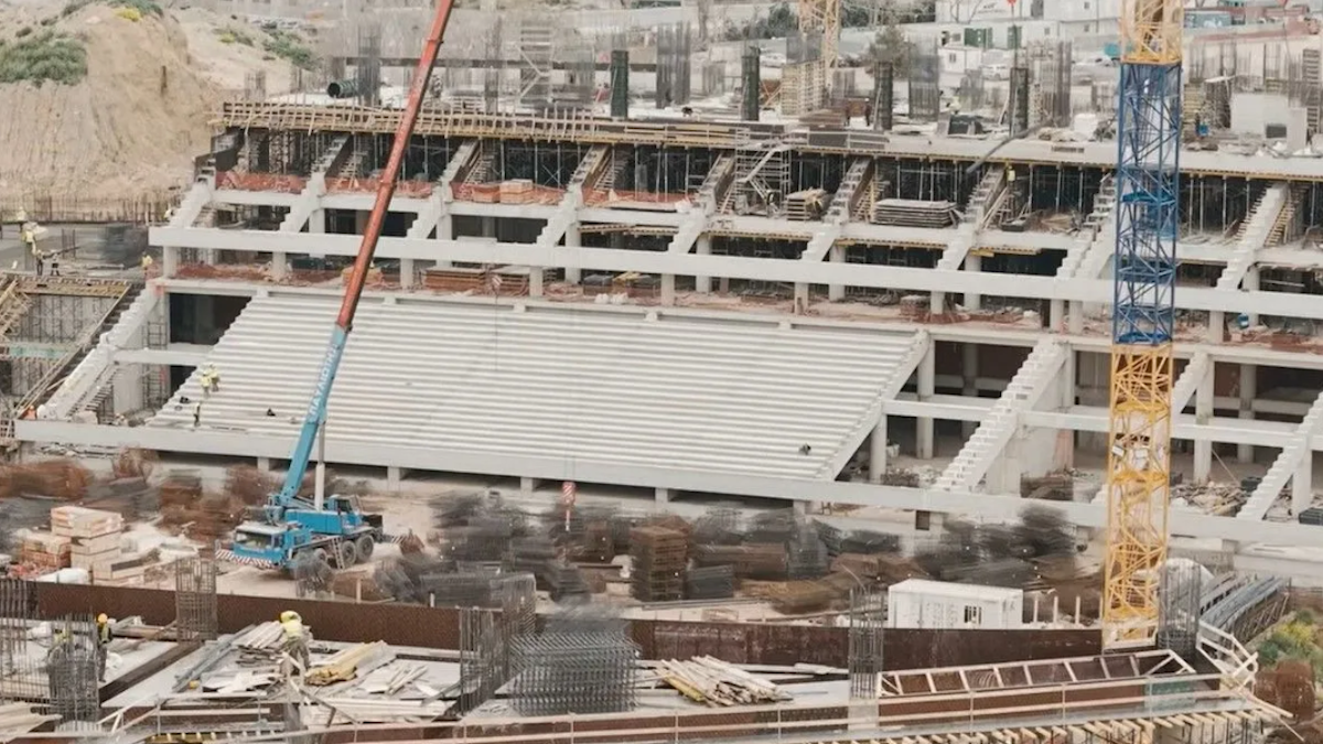 Μία από τις κερκίδες του νέου γηπέδου