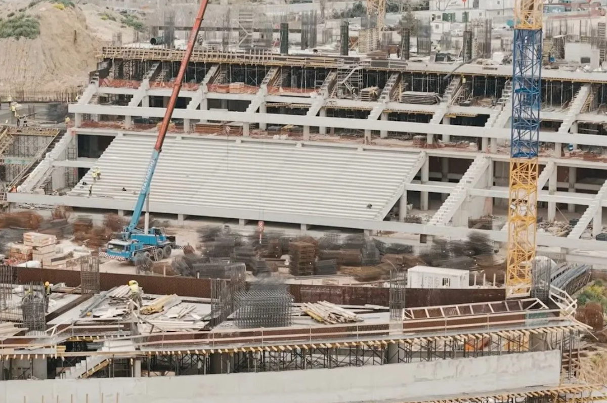 Μία από τις κερκίδες του νέου γηπέδου
