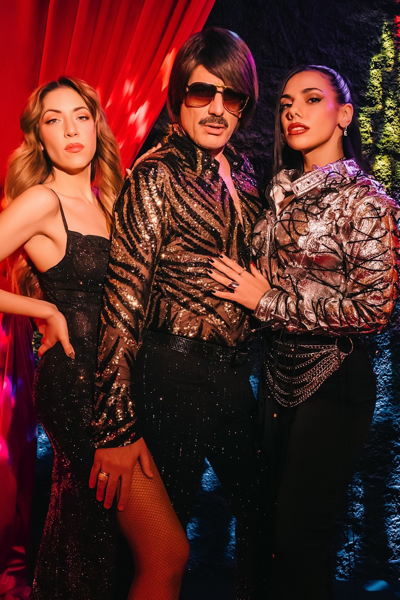 Τόνι Σφήνος