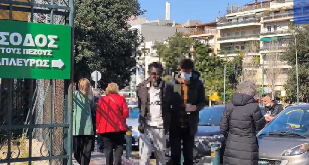 Στα δικαστήρια της πρώην Σχολής Ευελπίδων οδηγήθηκε λίγο μετά τις 10 το πρωί