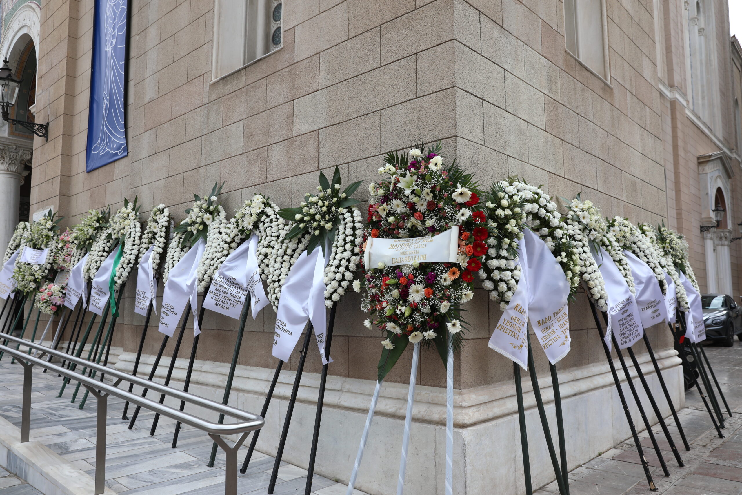 Σε λαϊκό προσκύνημα η σορός της Μαρινέλλας, στο παρεκκλήσι του Ιερού Ναού Αγίου Ελευθερίου στον Μητροπολιτικό Ιερό Ναό Αθηνών, Τρίτη 31 Μαρτίου 2026.  (ΔΑΝΑΗ ΔΑΥΛΟΠΟΥΛΟΥ/EUROKINISSI)