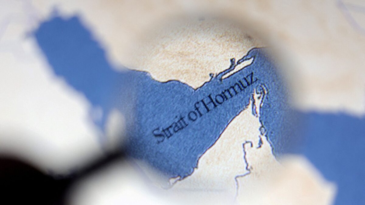 Χάρτης με τα Στενά του Ορμούζ