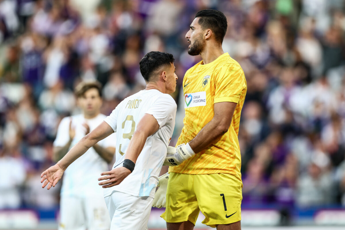 Ο Στρακόσα και ο Πήλιος