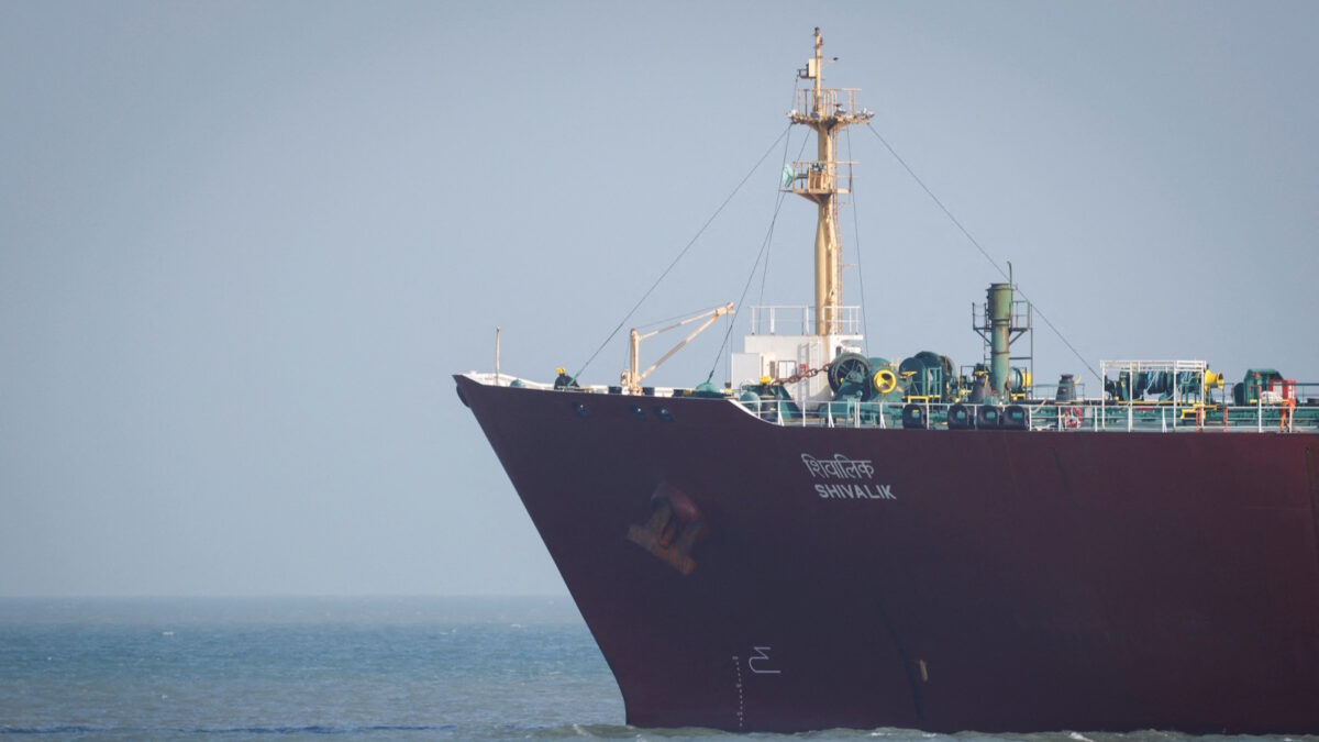 Τάνκερ ανοιχτά των Στενών του Ορμούζ