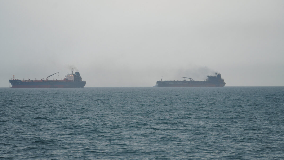 Τα δύο δεξαμενόπλοια που χτυπήθηκαν στον Περσικό Κόλπο