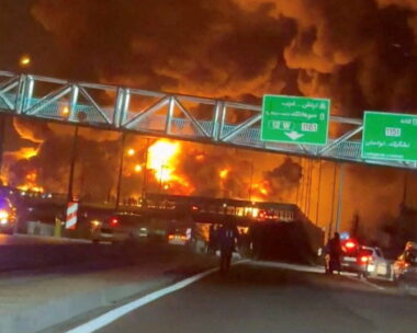 Επίθεση σε πετρελαϊκές εγκαταστάσεις στην Τεχεράνη