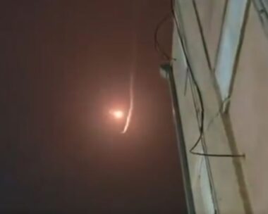 Πύραυλος πάνω από το Τελ Αβίβ