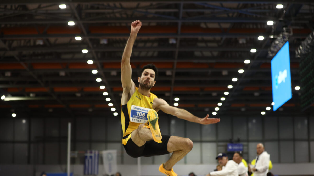 Ο Μίλτος Τεντόγλου