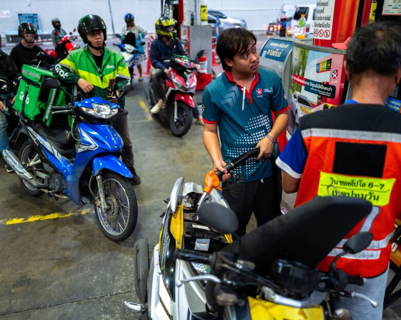 Ουρές για καύσιμα στην Ταϊλάνδη