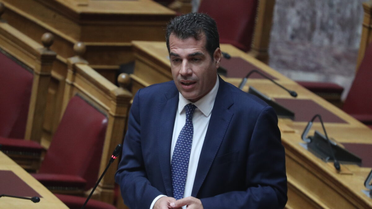 Θάνος Πλεύρης