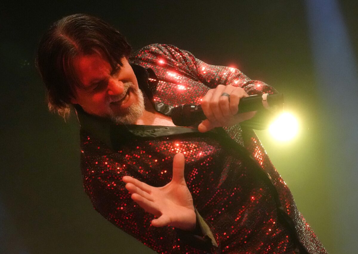 Τομι ΝτεΚάρλο