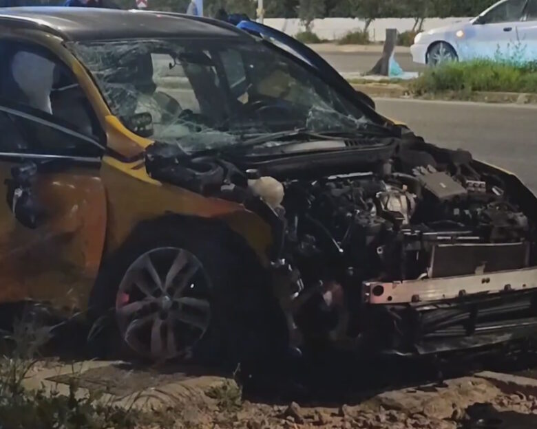 Σοβαρό τροχαίο στη λεωφόρο Βάρης - Κορωπίου