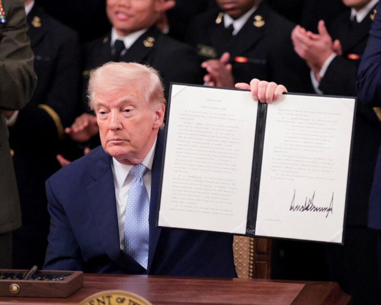 Ντόναλντ Τραμπ