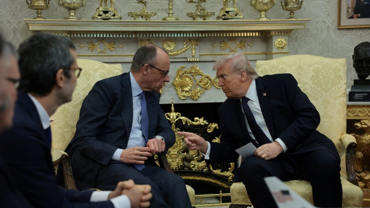 Τραμπ και Μερτς