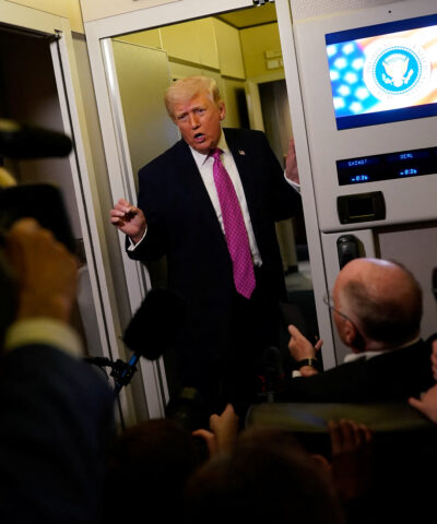 O Ντόναλντ Τραμπ στο Air Force One