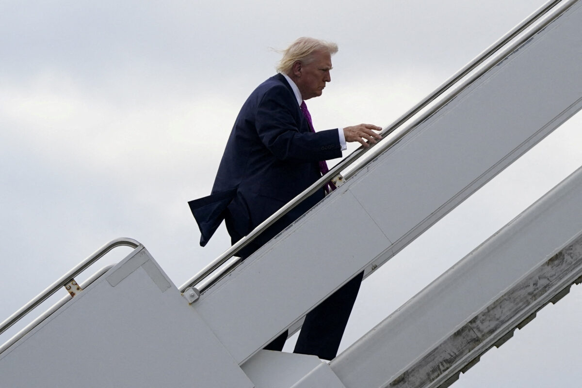 WSJ: Ο Τραμπ θέλει να τερματίσει τον πόλεμο ακόμη και αν τα Στενά του Ορμούζ παραμείνουν κλειστά