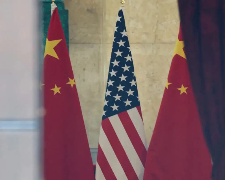 Σημαίες ΗΠΑ και Κίνας