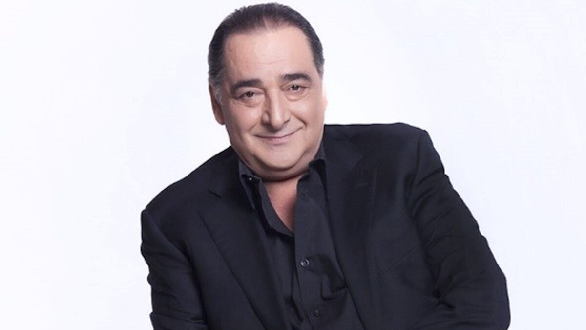 Βασίλης Καρράς