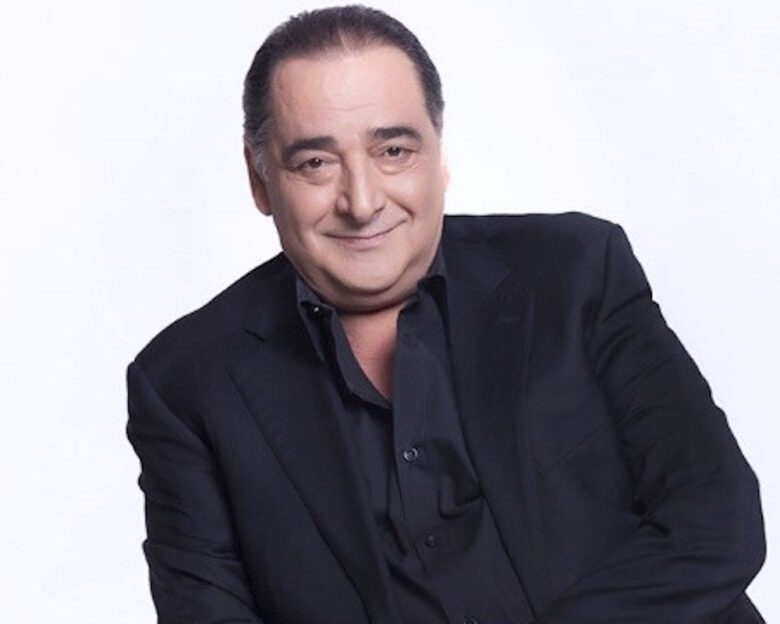 Βασίλης Καρράς