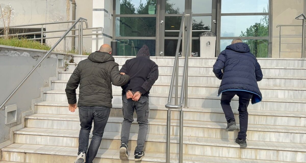 Βέροια: Απολογείται ο 20χρονος που ξυλοκόπησε την 24χρονη – Στη ΜΕΘ το θύμα