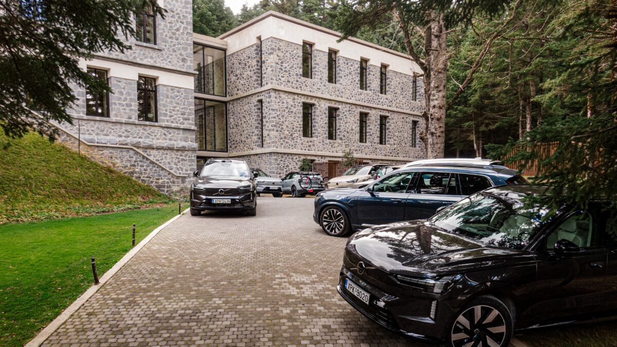 volvo-exclusive-retreats-01