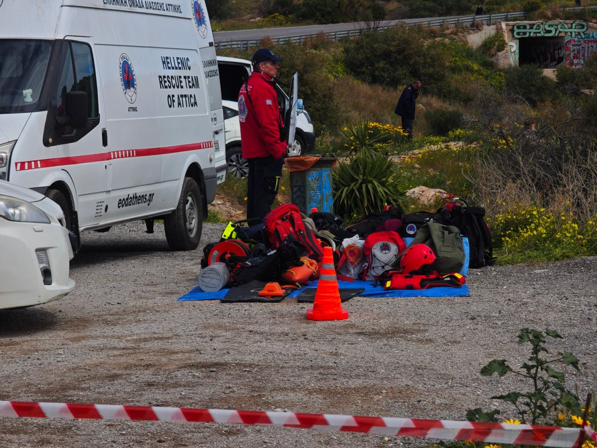 Επιχείρηση για την ανάσυρση της σορού του 34χρονου δύτη