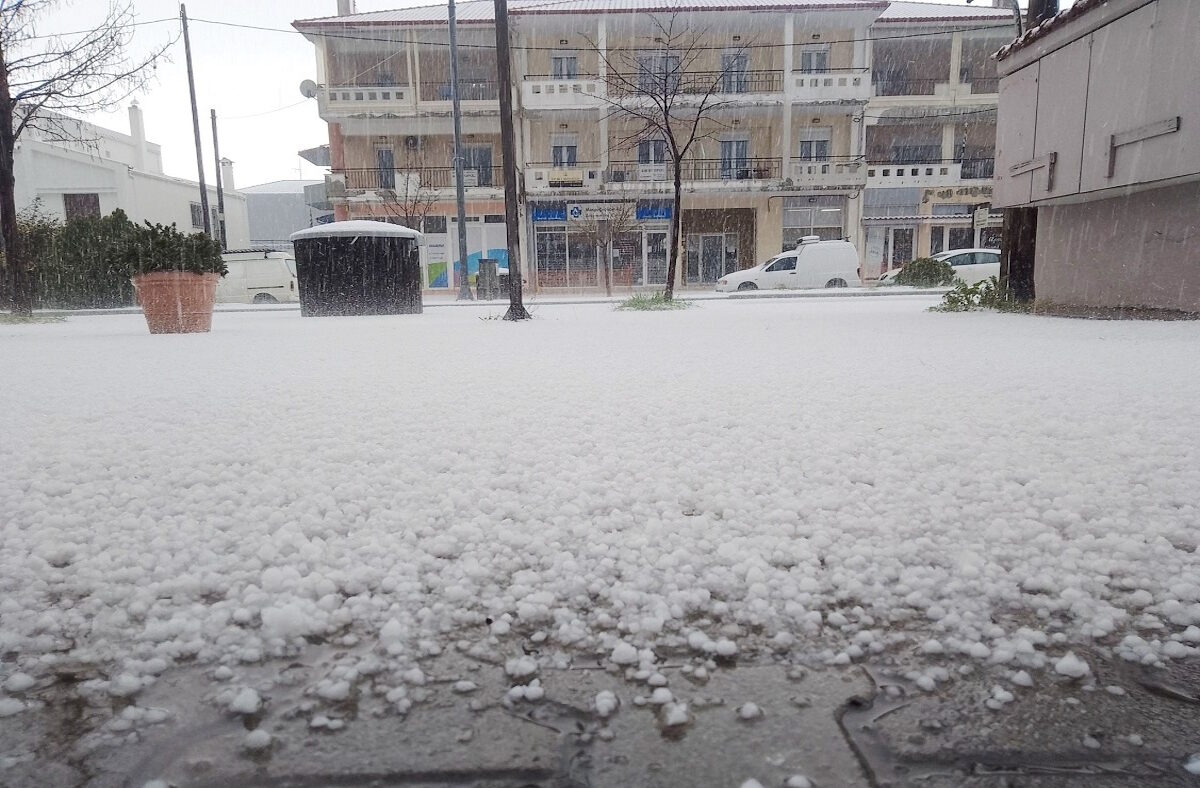 Πυκνό χαλάζι στη Χαλκιδική
