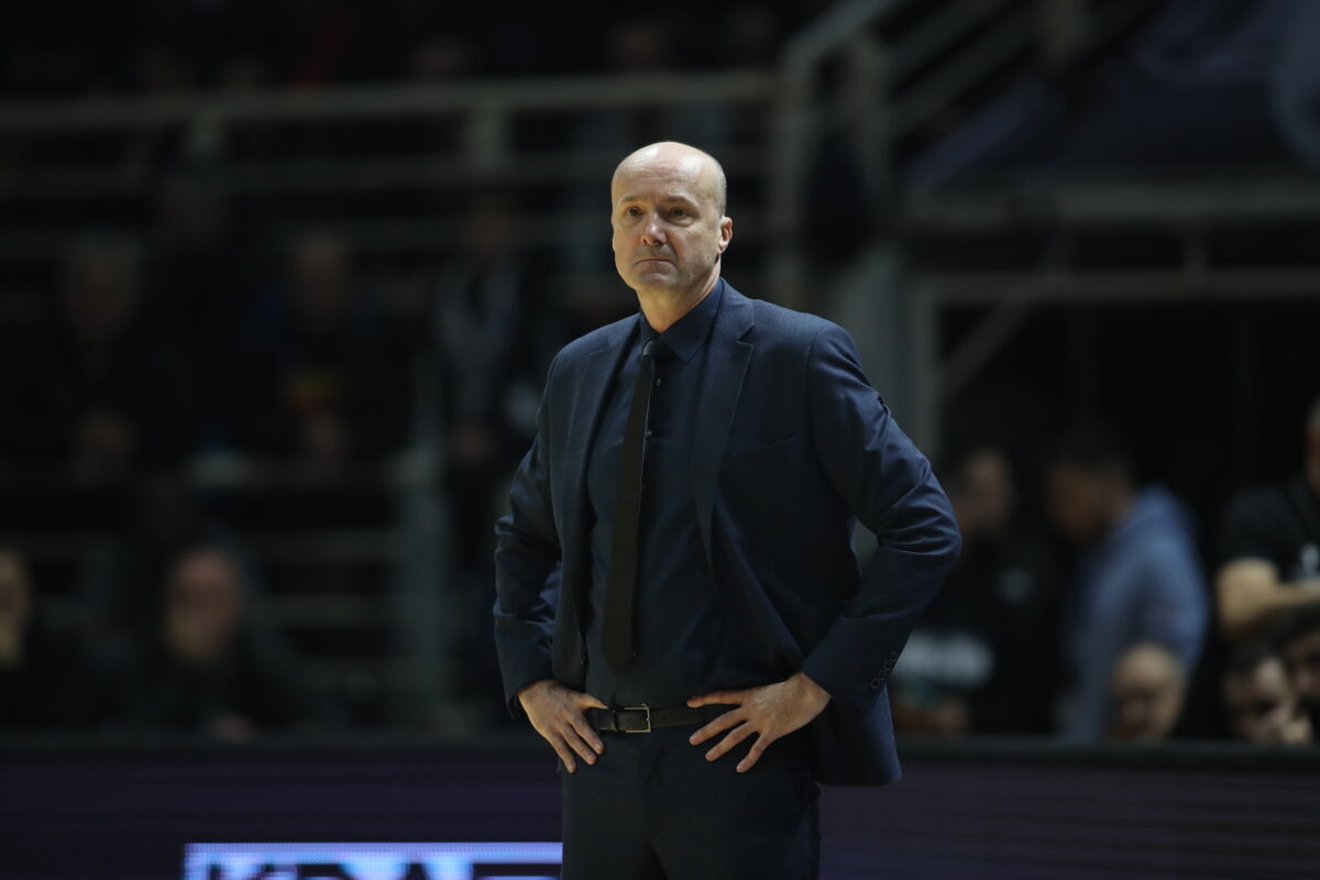 Ο Γιούρι Ζντοβτς