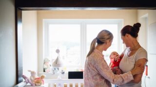 Ομόφυλο ζευγάρι με παιδί