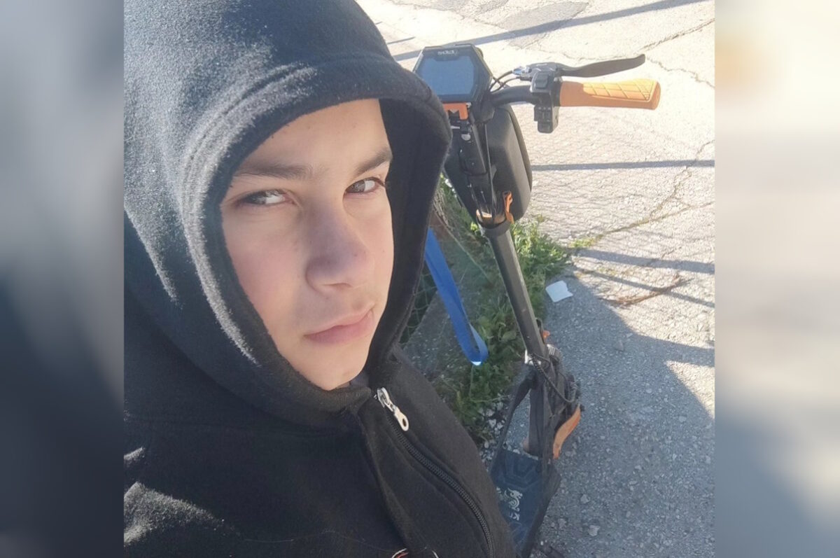 Ηλεία: Συγκλονίζει η γιαγιά του 13χρονου που σκοτώθηκε σε τροχαίο με πατίνι - «Χάσαμε το παιδάκι μας, ήταν η κακιά η ώρα»