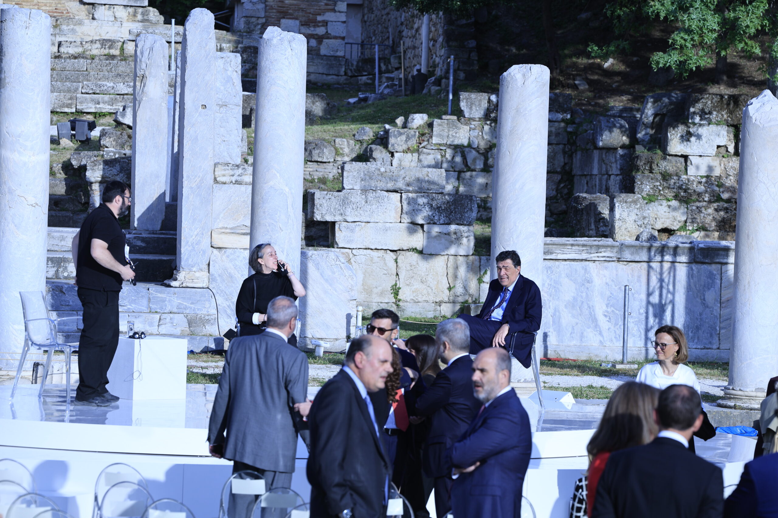 Συζήτηση του πρωθυπουργού Κυριάκου Μητσοτάκη με τον Πρόεδρο της Γαλλίας Emmanuel Macron, στο πλαίσιο εκδήλωσης που διοργάνωσε η εφημερίδα 