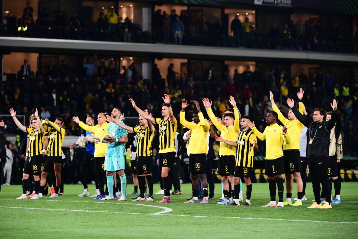 ΑΕΚ - Ράγιο Βαγεκάνο: Η αποθέωση των κιτρινόμαυρων από τους φιλάθλους και το ιπποτικό χειροκρότημα των Ισπανών στους παίκτες της Ένωσης