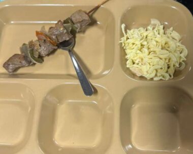 Δίσκος με φαγητό